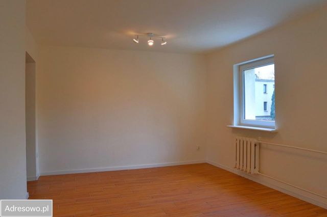 Mieszkanie 3-pokojowe Goleniów, ul. Stanisława Wyspiańskiego. Zdjęcie 1