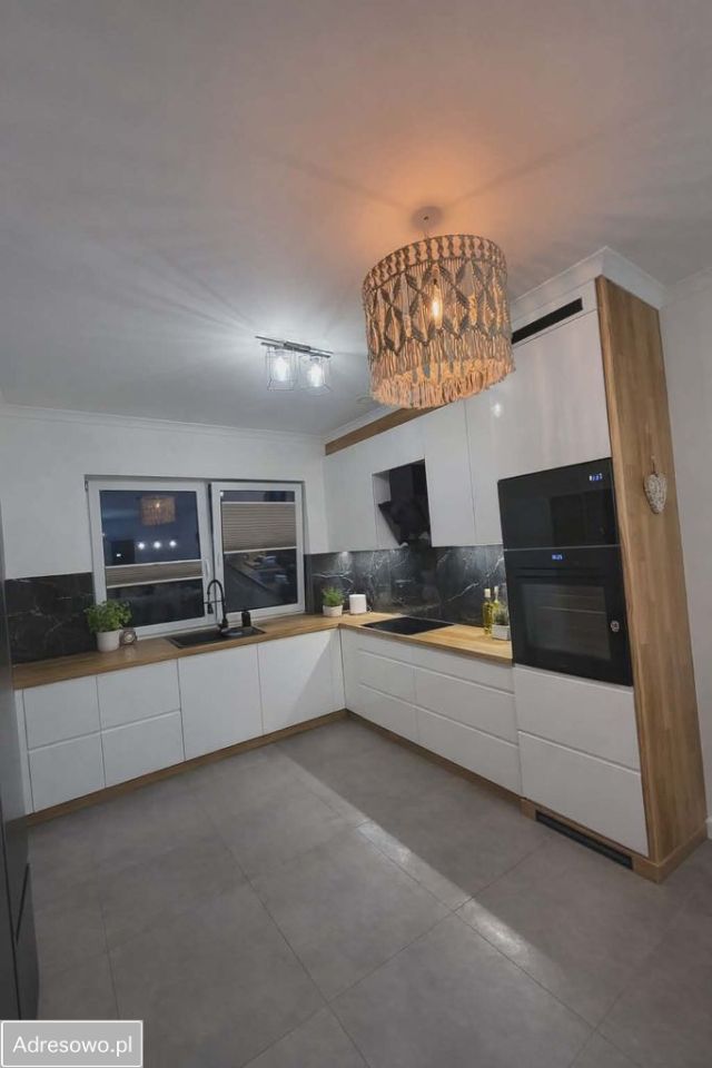 dom wolnostojący, 3 pokoje Obice. Zdjęcie 10