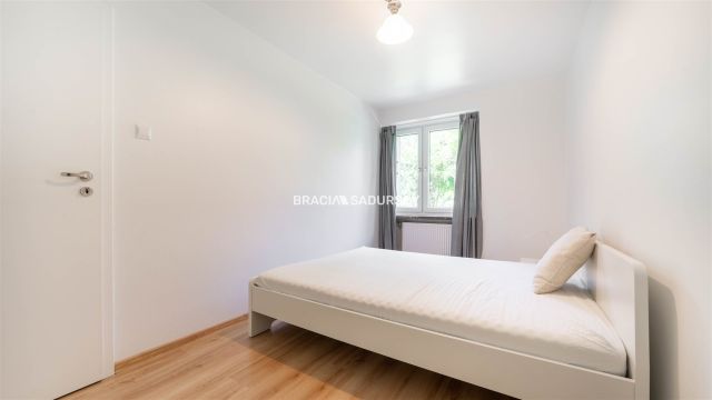 Mieszkanie 2-pokojowe Wieliczka, ul. Nowy Świat. Zdjęcie 6