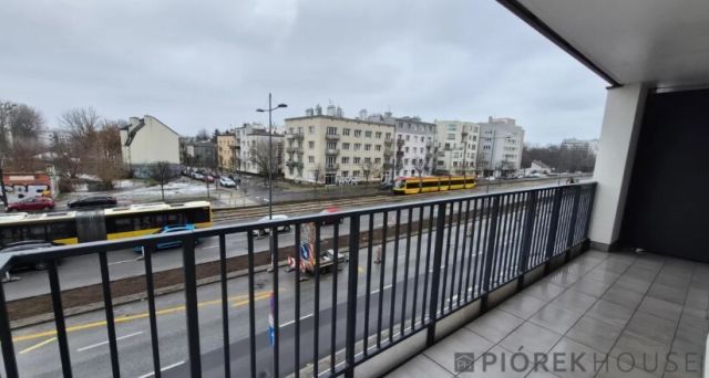 Mieszkanie 3-pokojowe Warszawa Praga-Południe, ul. Grochowska. Zdjęcie 1