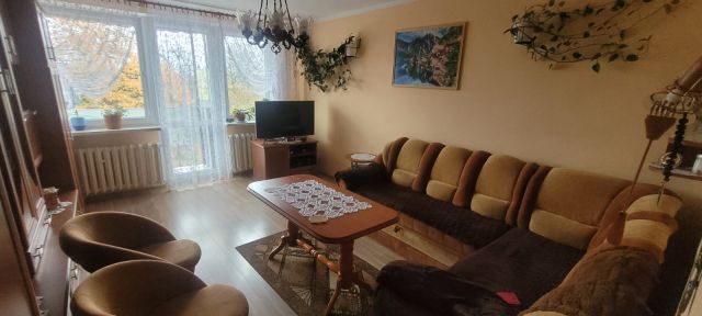 Mieszkanie 4-pokojowe Łobez, ul. Niepodległości. Zdjęcie 1