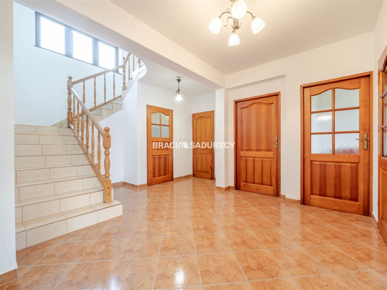 dom wolnostojący, 5 pokoi Krzyszkowice. Zdjęcie 13