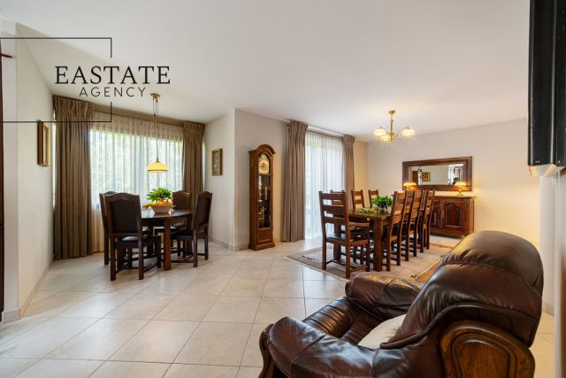 dom wolnostojący, 9 pokoi Wołomin. Zdjęcie 2