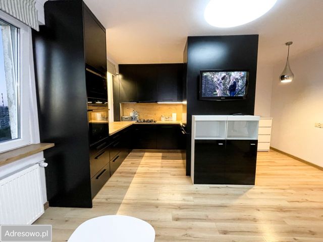 Mieszkanie 3-pokojowe Toruń Na Skarpie, ul. Konstytucji 3 Maja. Zdjęcie 1