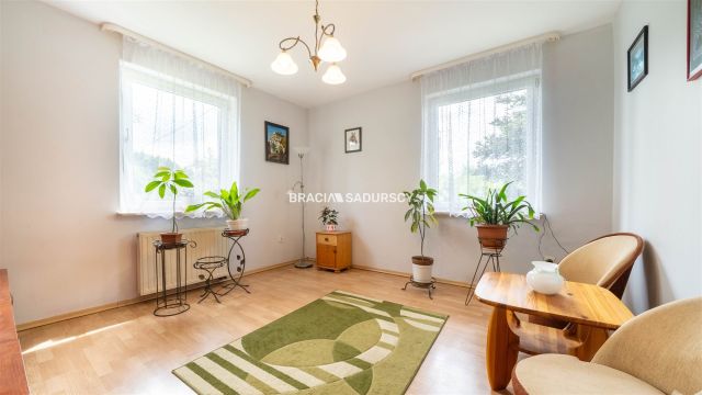 dom wolnostojący, 4 pokoje Rożnowa. Zdjęcie 17