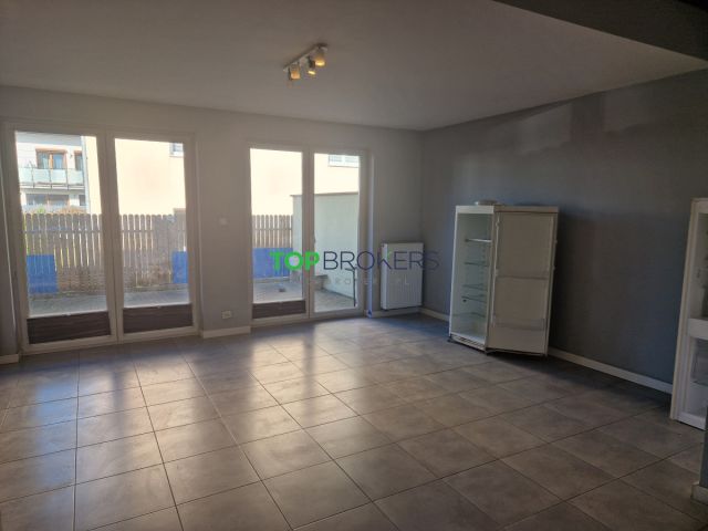 dom szeregowy, 9 pokoi Ząbki. Zdjęcie 3