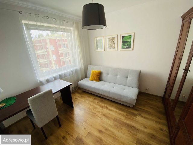 Mieszkanie 3-pokojowe Poznań Grunwald, ul. Brzask. Zdjęcie 1