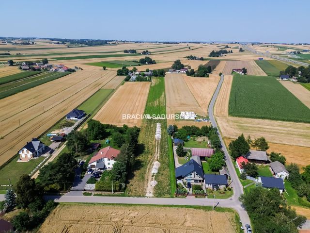 Działka inwestycyjna Biskupice. Zdjęcie 4
