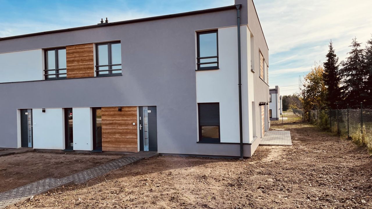 bliźniak, 5 pokoi Kiekrz, ul. Leśna