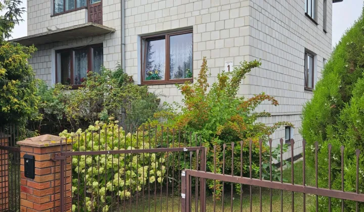 dom wolnostojący, 6 pokoi Kock, ul. Biskupów Płockich