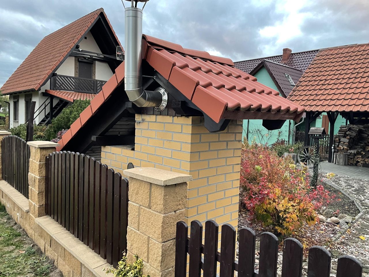 dom wolnostojący, 4 pokoje Bronków. Zdjęcie 3