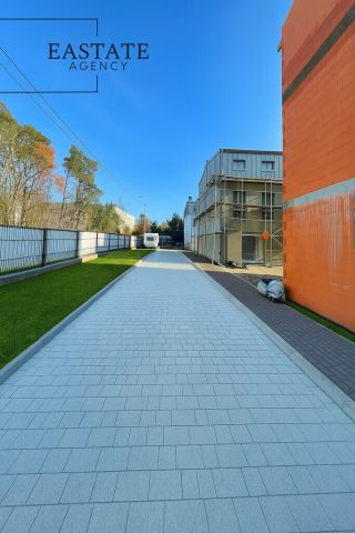 dom szeregowy, 5 pokoi Warszawa Wawer, ul. Przylaszczkowa. Zdjęcie 2