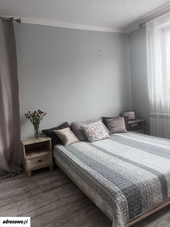 dom wolnostojący, 7 pokoi Piława Górna. Zdjęcie 12