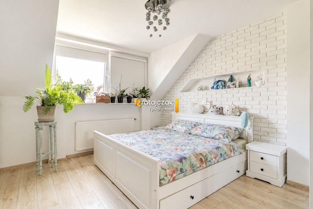 bliźniak, 6 pokoi Gdańsk Kiełpino Górne. Zdjęcie 9