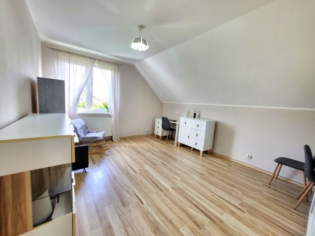 dom wolnostojący, 5 pokoi Poniatowice. Zdjęcie 13
