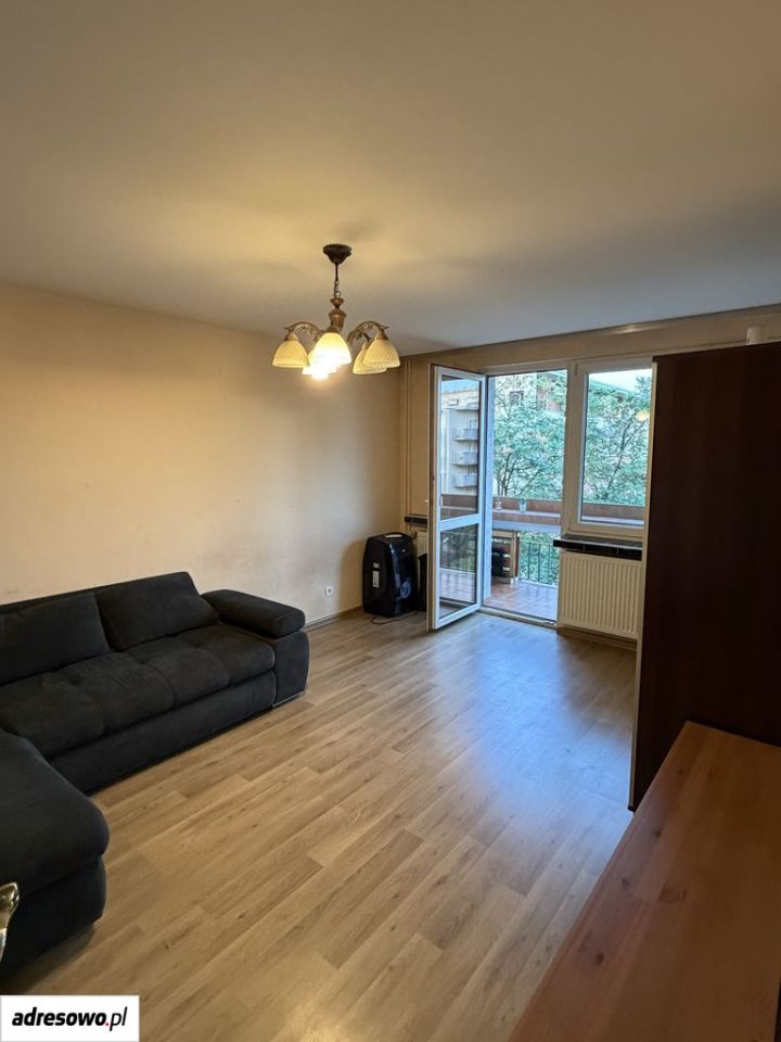 Mieszkanie 4-pokojowe Kraków Bieżanów, ul. Leonida Teligi. Zdjęcie 1