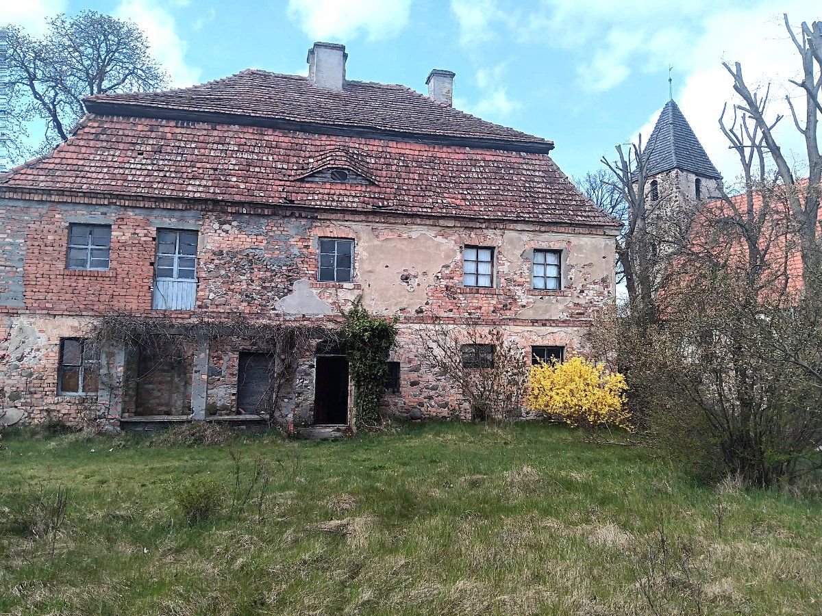 dom wolnostojący, 14 pokoi Nowogród Bobrzański. Zdjęcie 3