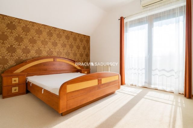 dom szeregowy, 5 pokoi Kraków Zwierzyniec, ul. Brzegowa. Zdjęcie 10