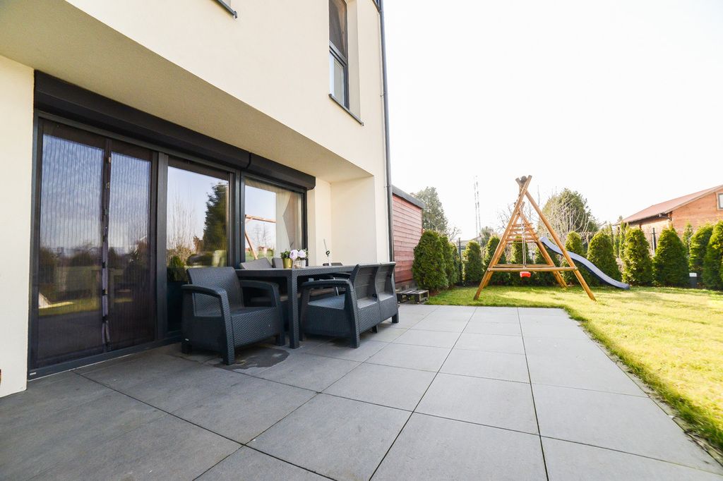 dom szeregowy, 6 pokoi Ząbki, ul. Skowronka. Zdjęcie 31