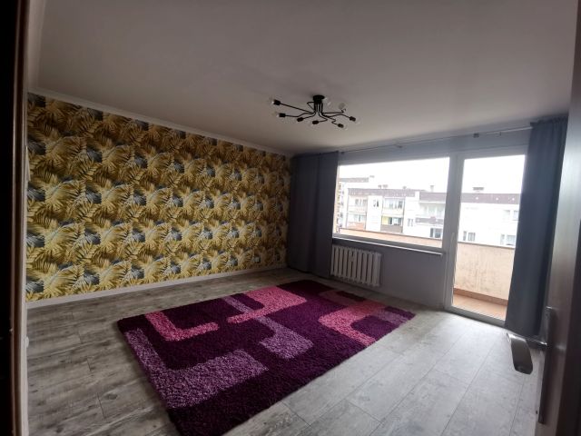 Mieszkanie 3-pokojowe Kielce, ul. Emilii Plater. Zdjęcie 1