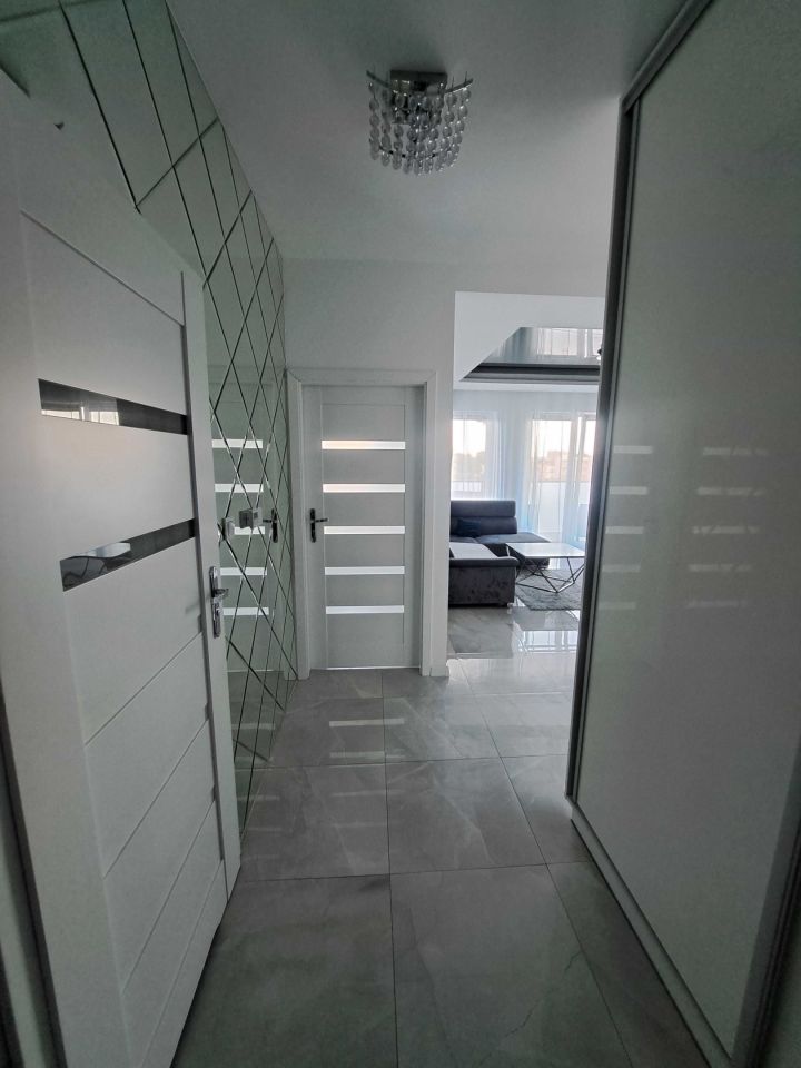 Mieszkanie 4-pokojowe Mława, al. Józefa Piłsudskiego. Zdjęcie 3