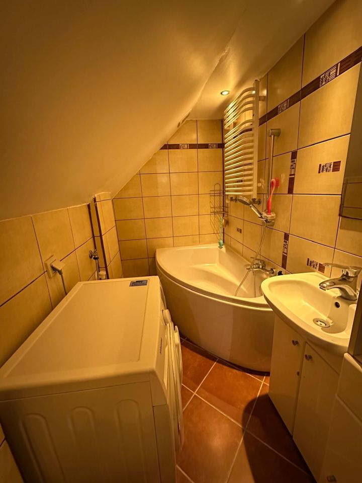 Mieszkanie 4-pokojowe Jastrzębce. Zdjęcie 5