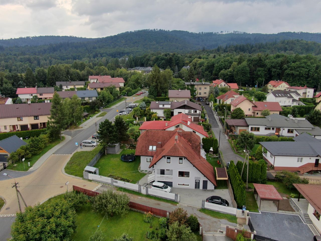 dom wolnostojący, 8 pokoi Bielsko-Biała Mikuszowice Śląskie, ul. Czołgistów