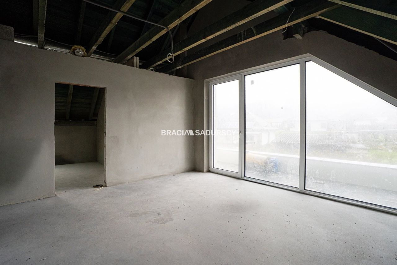 dom wolnostojący, 5 pokoi Zawada. Zdjęcie 7