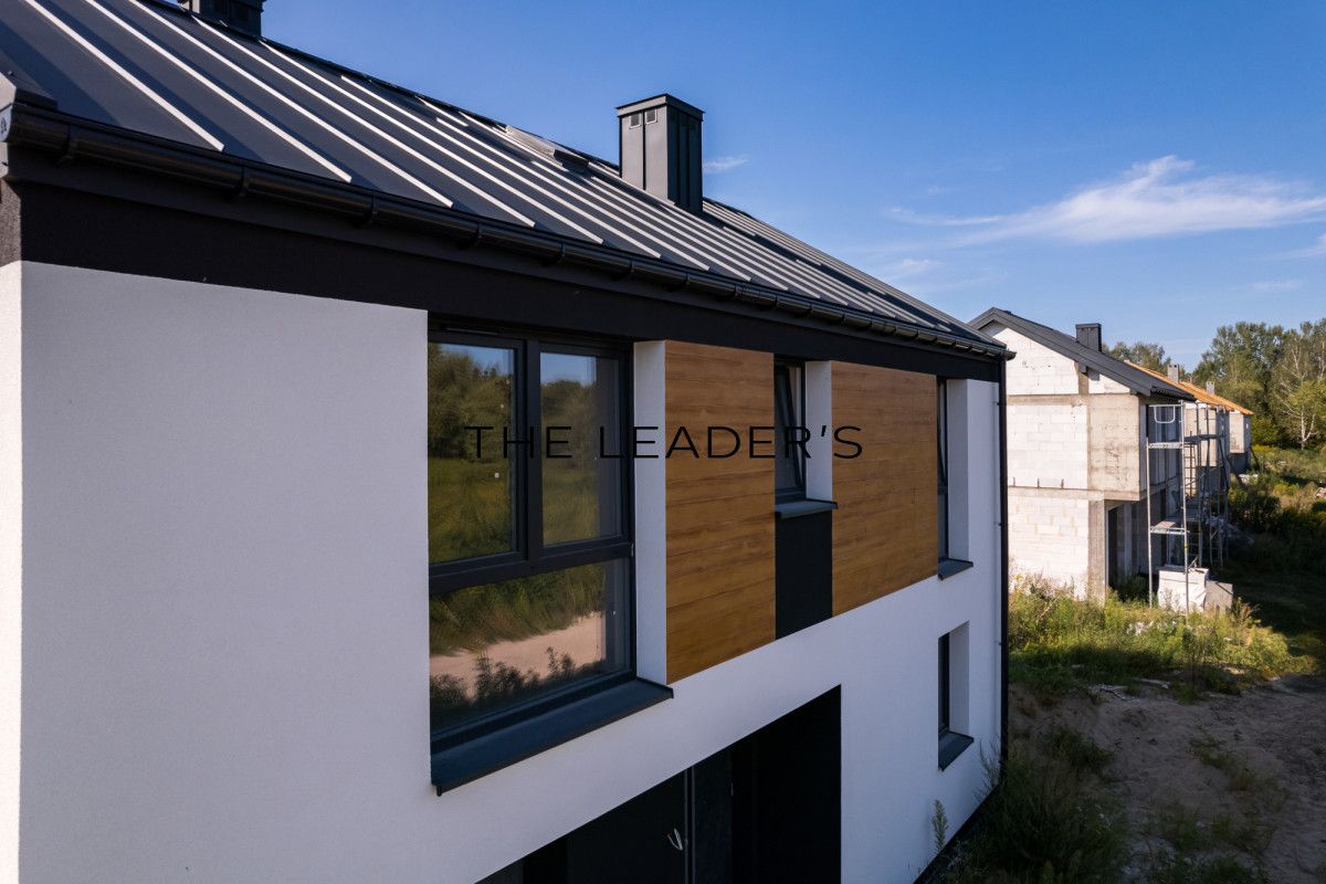 dom wolnostojący, 5 pokoi Łomianki. Zdjęcie 4