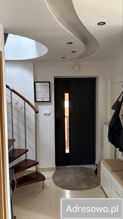 Mieszkanie 5-pokojowe Staniszów. Zdjęcie 5