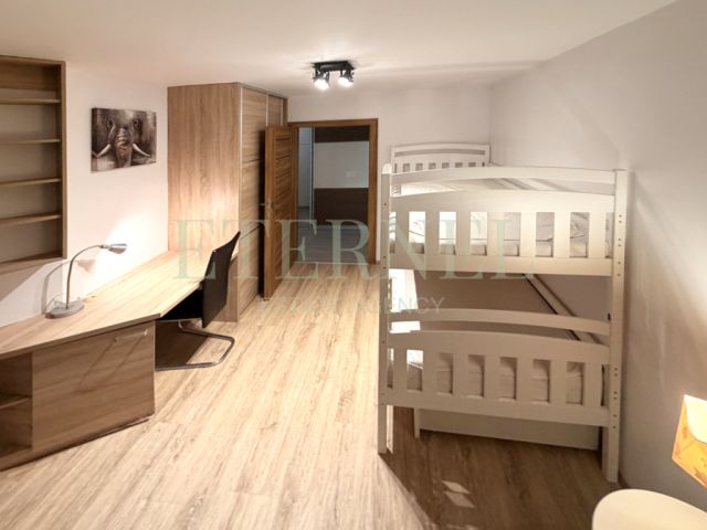 Mieszkanie 3-pokojowe Kraków, ul. Armii Krajowej. Zdjęcie 4