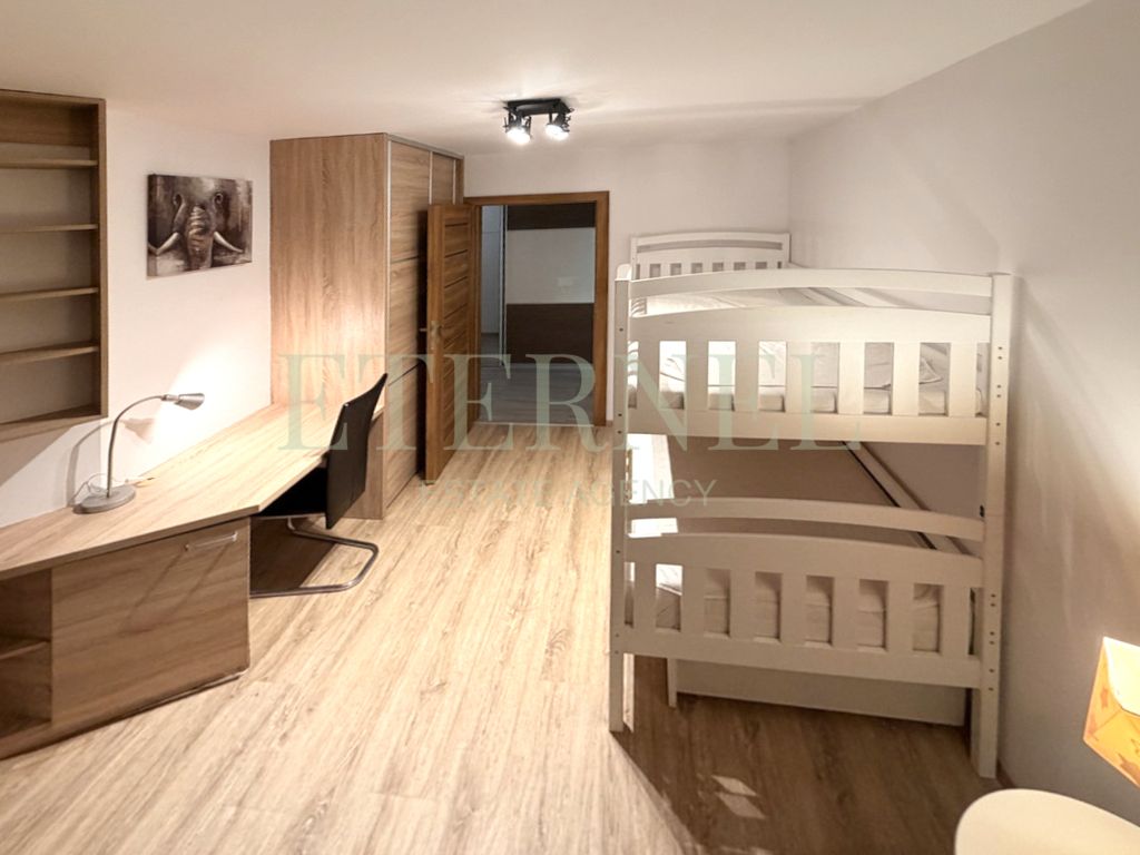 Mieszkanie 3-pokojowe Kraków, ul. Armii Krajowej. Zdjęcie 4