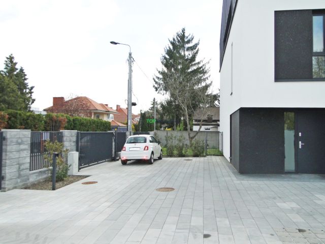 dom szeregowy, 5 pokoi Warszawa Bielany. Zdjęcie 11