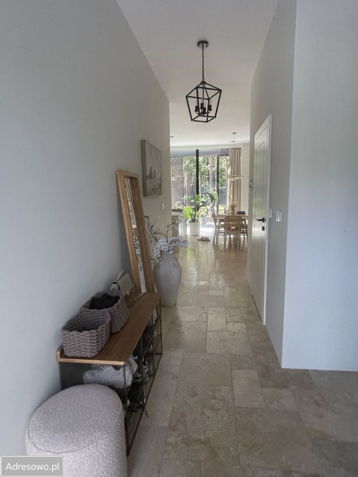 dom wolnostojący, 4 pokoje Józefów Centrum. Zdjęcie 8