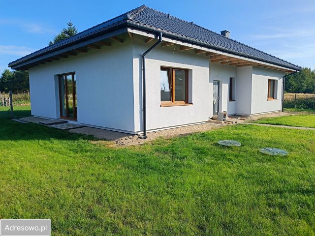 dom wolnostojący, 4 pokoje Sławoszewo, ul. Kryształowa. Zdjęcie 1