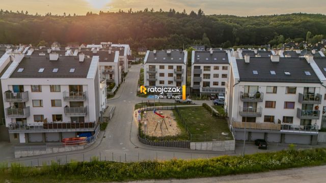 Mieszkanie 4-pokojowe Reda. Zdjęcie 17