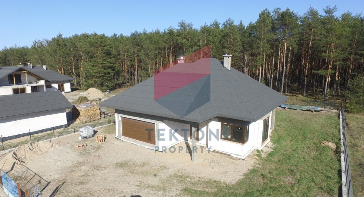 Dom Stare Bosewo, Ul. Rozwojowa - 255 M2 - 370 000 Zł