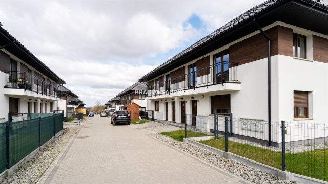 Mieszkanie 4-pokojowe Węgrzce Wielkie. Zdjęcie 30