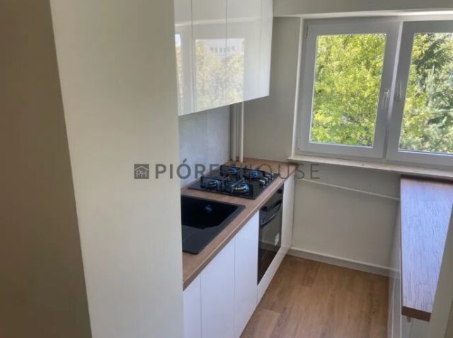 Mieszkanie 2-pokojowe Warszawa Bielany, ul. Jana Kochanowskiego. Zdjęcie 2