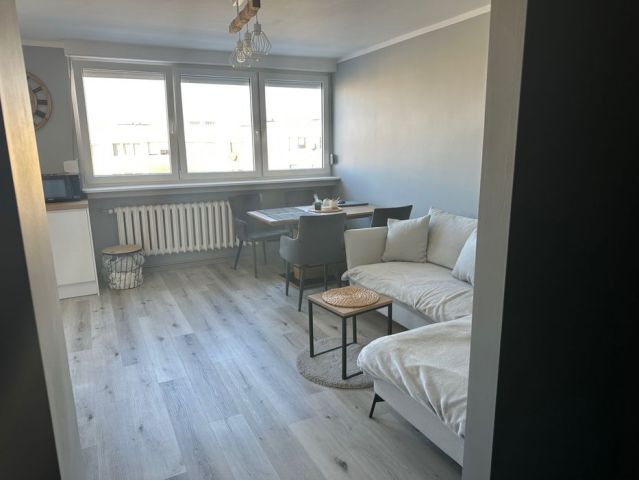 Mieszkanie 2-pokojowe Zgorzelec, ul. Stanisława Wyspiańskiego. Zdjęcie 1