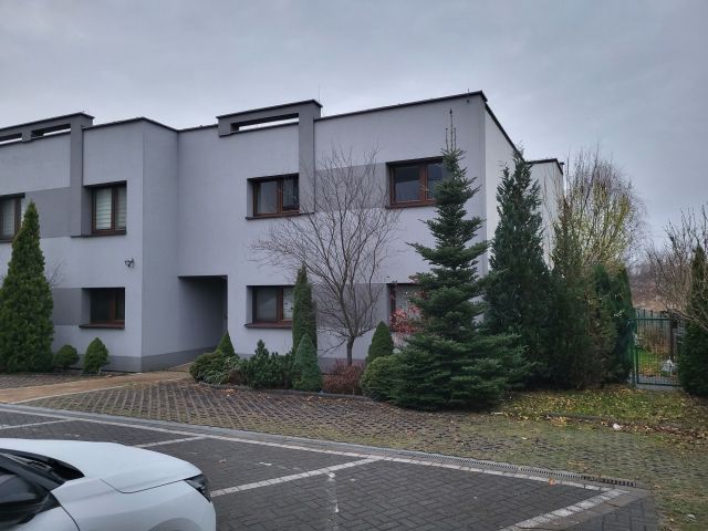 Mieszkanie 3-pokojowe Rybnik Zamysłów. Zdjęcie 1