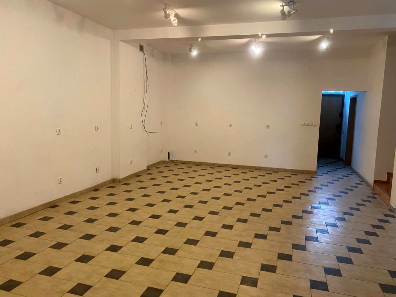 Lokal Płochocin, ul. Lipowa. Zdjęcie 15