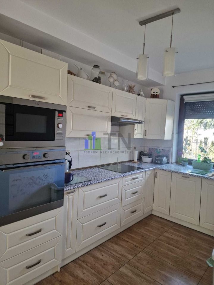 dom szeregowy, 5 pokoi Mirków. Zdjęcie 9