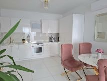 Mieszkanie 3-pokojowe Wrocław Zakrzów, ul. Paryska. Zdjęcie 1