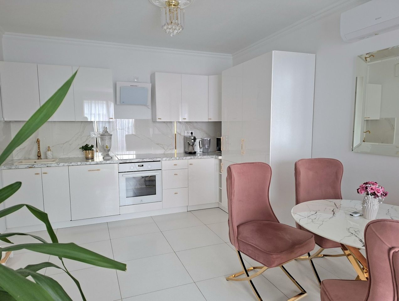 Mieszkanie 3-pokojowe Wrocław Zakrzów, ul. Paryska. Zdjęcie 2