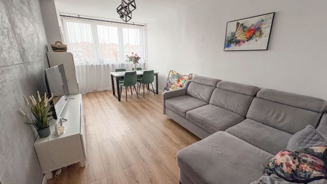 Mieszkanie 3-pokojowe Polkowice. Zdjęcie 1