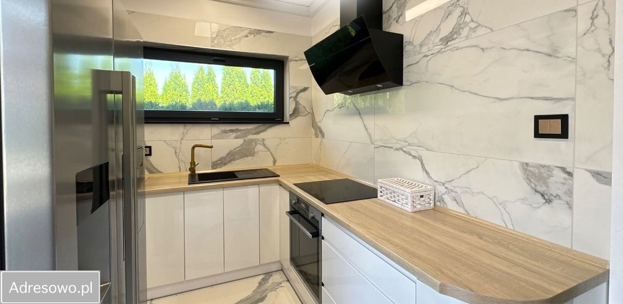 dom wolnostojący, 5 pokoi Radomsko. Zdjęcie 5