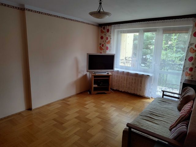 Mieszkanie 3-pokojowe Tarnów, ul. Romana Brandstaettera. Zdjęcie 1