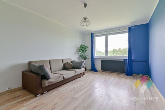 Mieszkanie 3-pokojowe Jesionowo. Zdjęcie 3