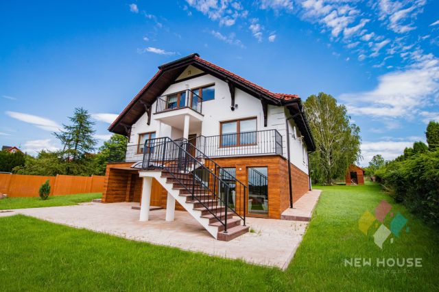 dom wolnostojący, 5 pokoi Dorotowo. Zdjęcie 1